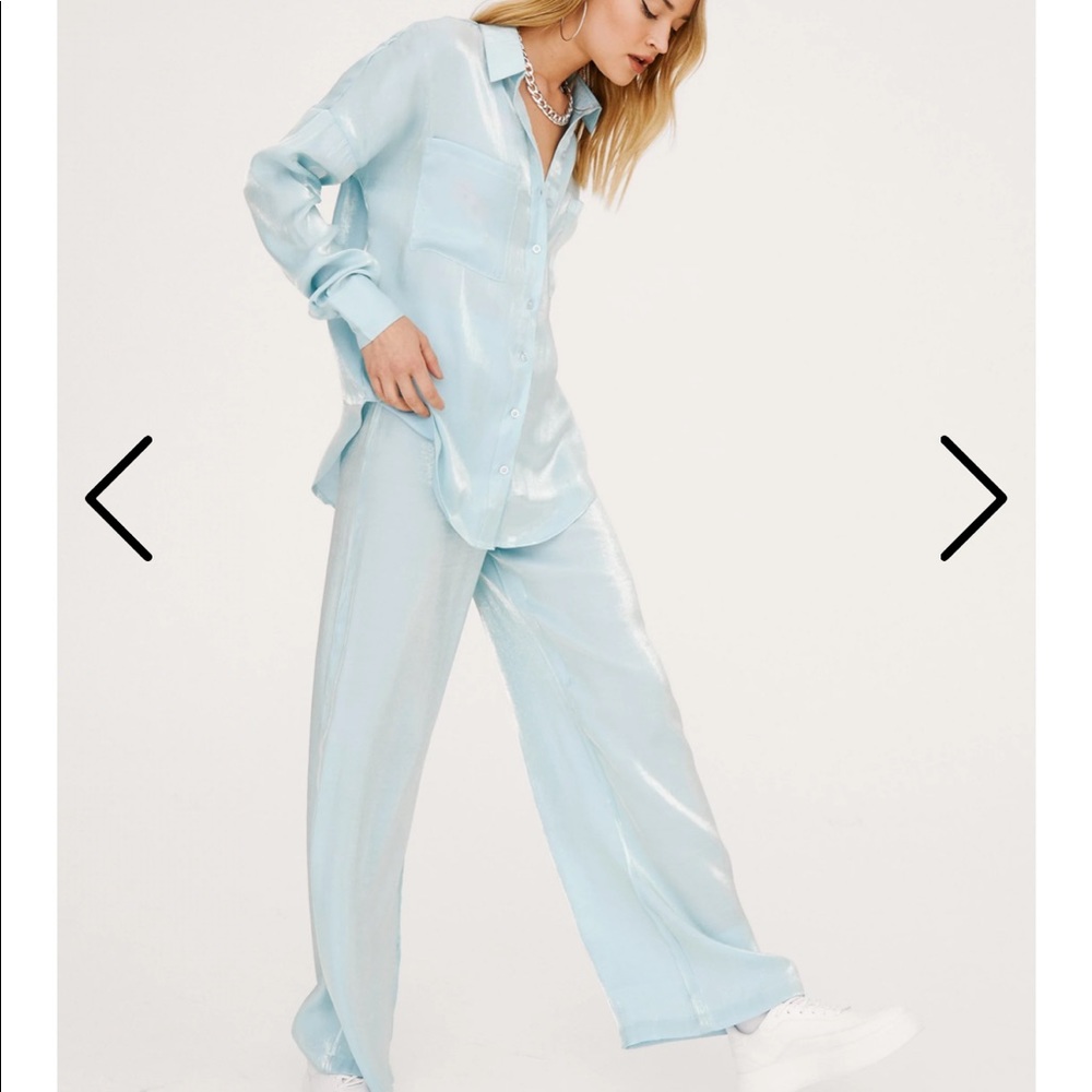 STUNNING NWT WIDE LEG LIGHT BLUE SATIN PANTS